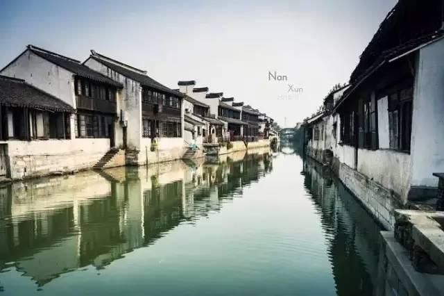救援受困的小恐龙